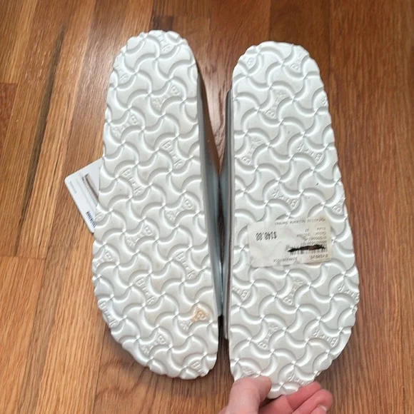 NWT Birkenstock Metallic Arizona Sandal - Picture 5 of 5